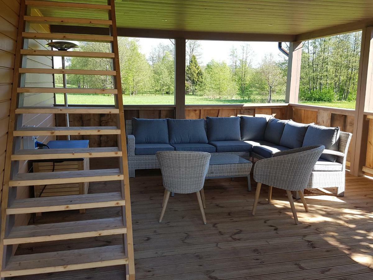 Apartamento Risti Kodumajutus Lemsi Exterior foto